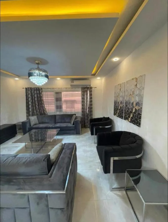 Appartement Luxe Idealement Situe A Dakar